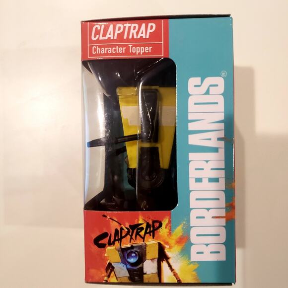 🎮 Claptrap - Borderlands 2024 Movie Regal Theater Exclusive Character Topper - Picture 2 of 6